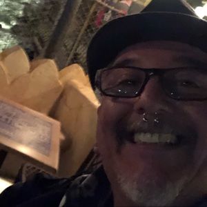 Meet your Posher, Louie